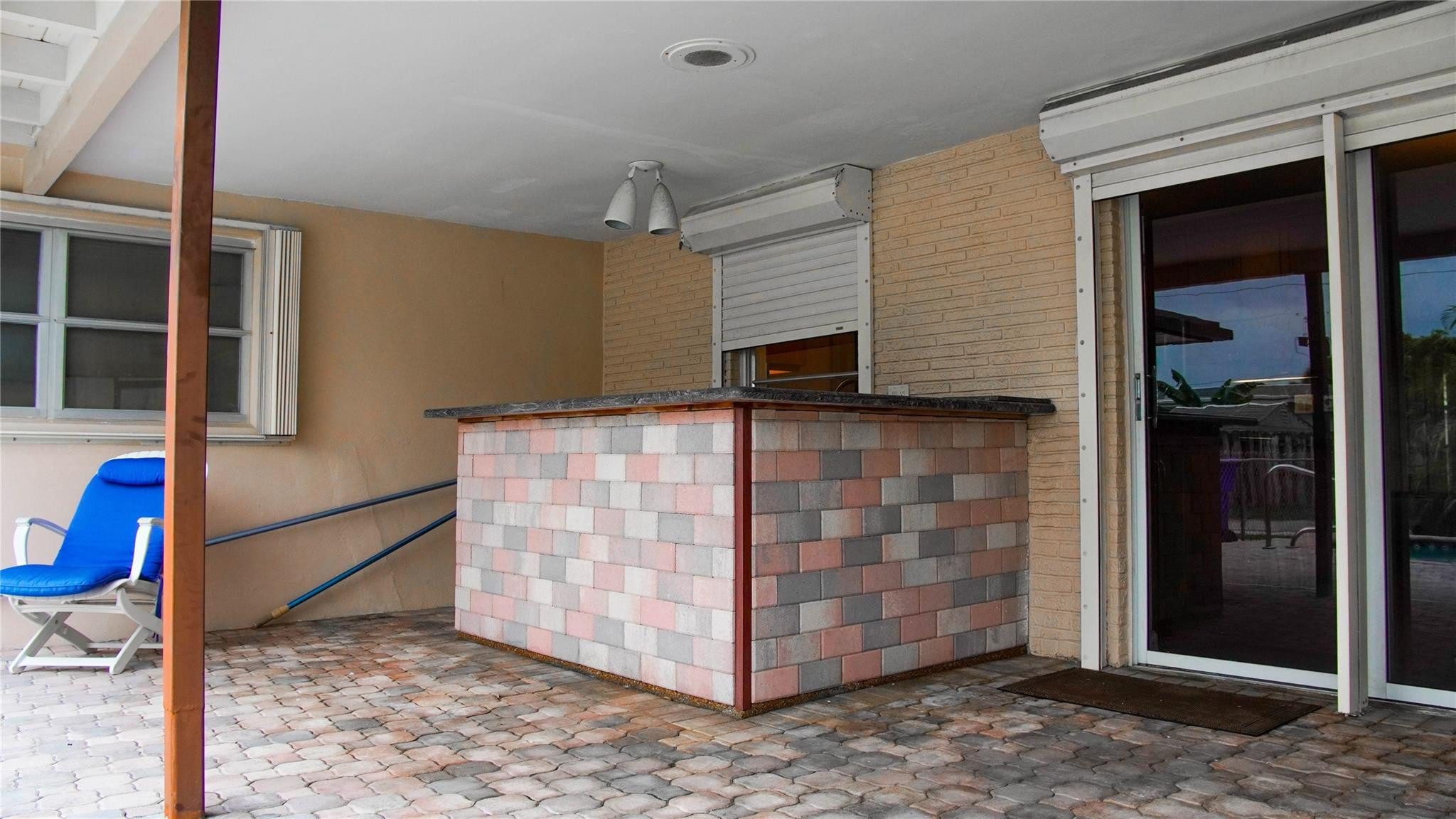 3322 Coolidge Street Hollywood, FL 33021 - Photo 30 of 32 Wet Bar