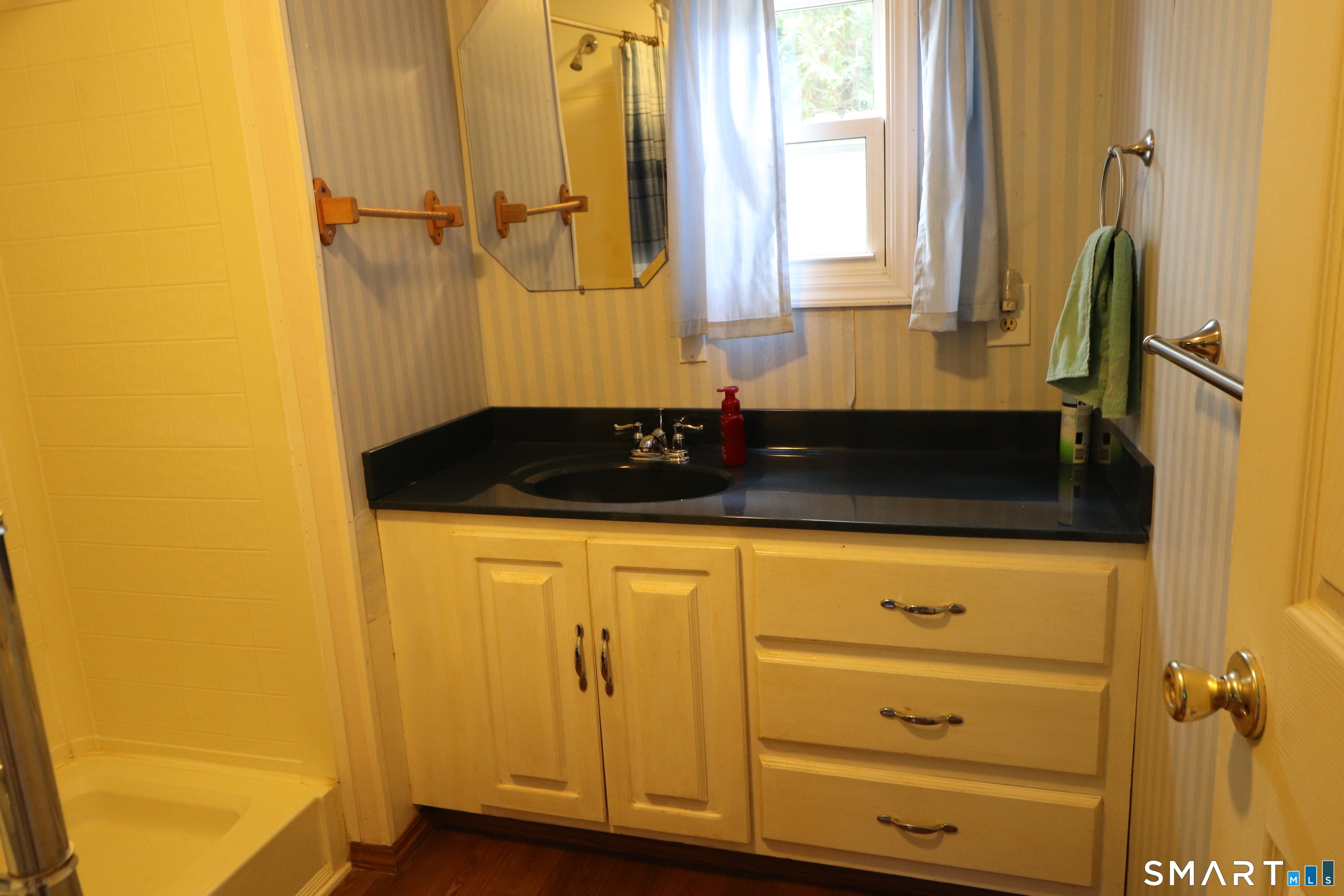 33 Ridge Circle Mansfield, CT 06268 - Photo 18 of 21 Gallery Image 18