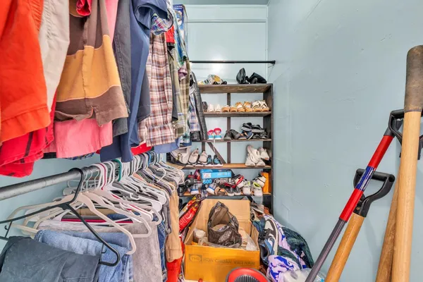 $165,000 | 1856 Kenwood Boulevard Southeast, Roanoke, VA 24013