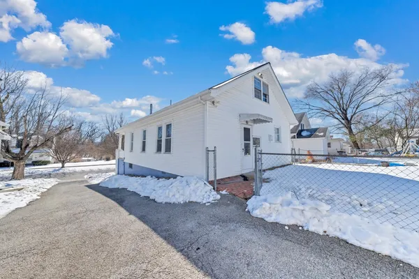 $165,000 | 1856 Kenwood Boulevard Southeast, Roanoke, VA 24013