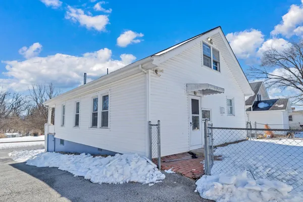 $165,000 | 1856 Kenwood Boulevard Southeast, Roanoke, VA 24013