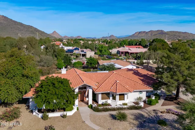 $1,650,000 | 5608 West Soft Wind Drive, Glendale, AZ 85310