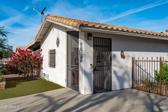 $1,650,000 | 5608 West Soft Wind Drive, Glendale, AZ 85310