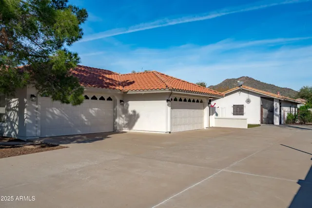 $1,650,000 | 5608 West Soft Wind Drive, Glendale, AZ 85310
