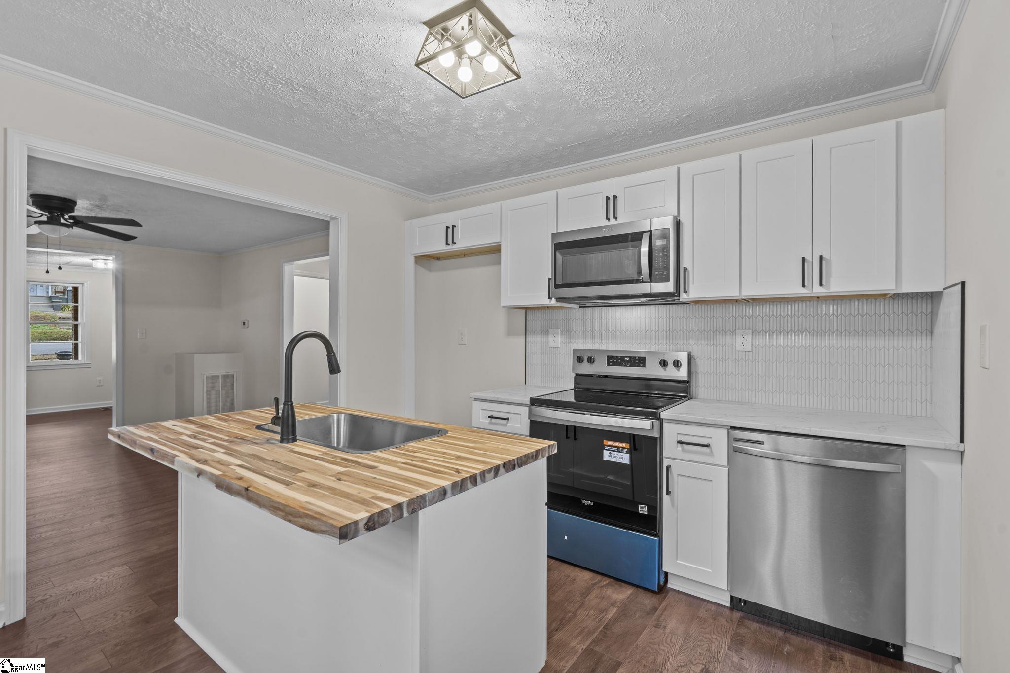 8 Lee Street Liberty, SC 29657 - Photo 13 of 36