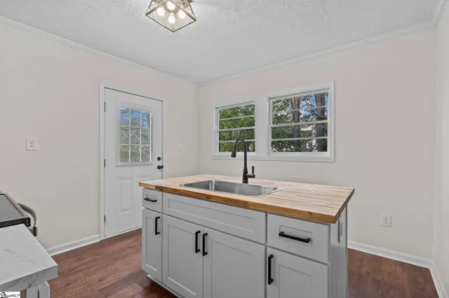 $218,900 | 8 Lee Street, Liberty, SC 29657