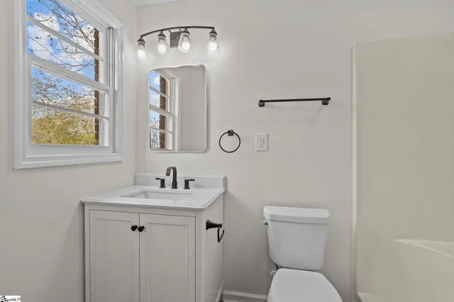 $218,900 | 8 Lee Street, Liberty, SC 29657