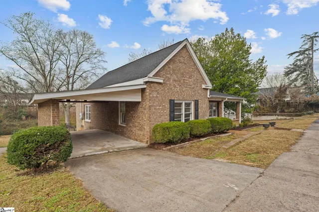 $218,900 | 8 Lee Street, Liberty, SC 29657