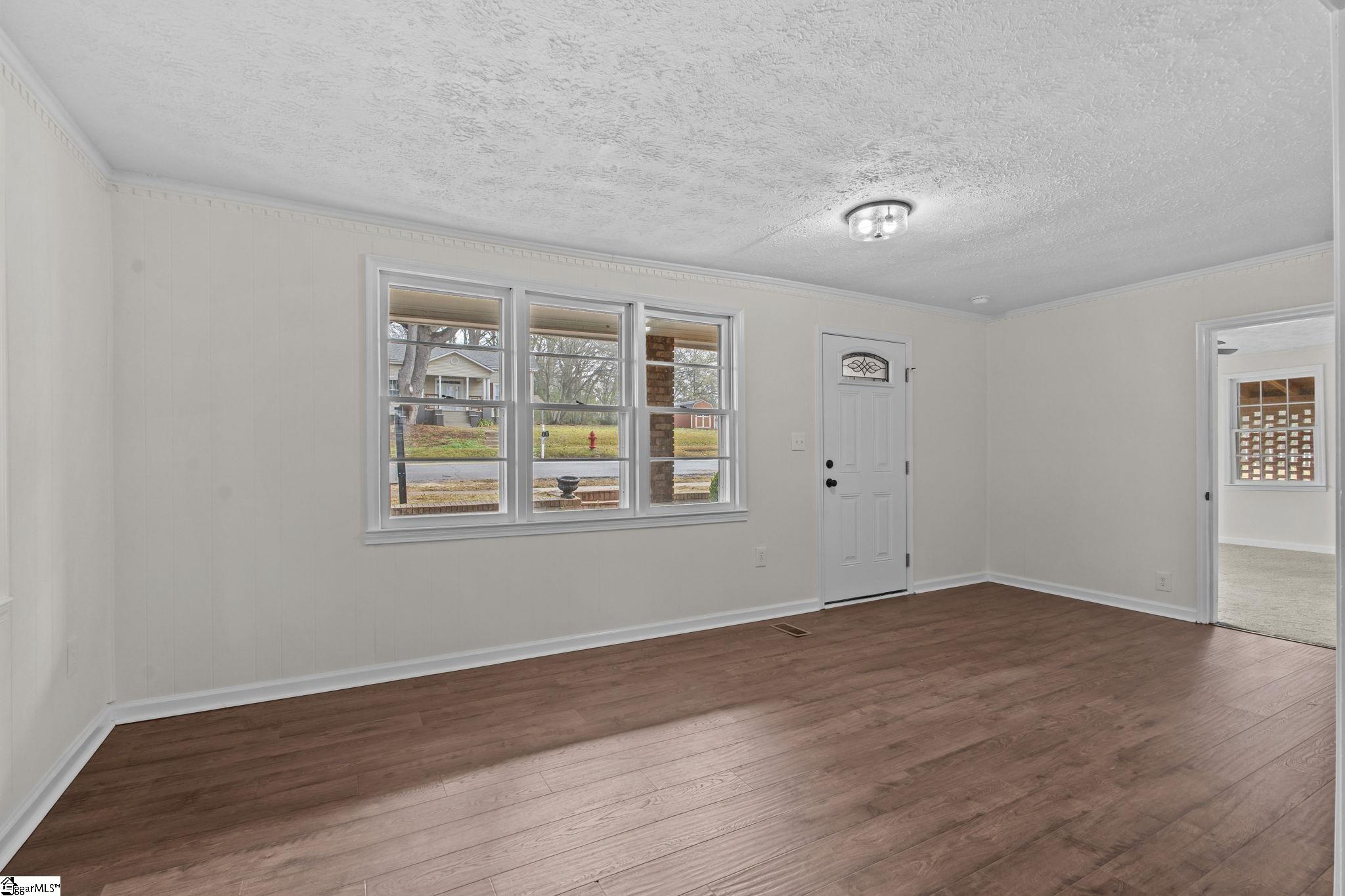 8 Lee Street Liberty, SC 29657 - Photo 8 of 36