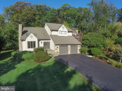 $1,995,000 | 904 Falls Bridge Lane, Great Falls, VA 22066
