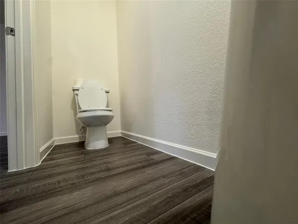 $2,300 | 6089 Mojave Drive, Forney, TX 75126
