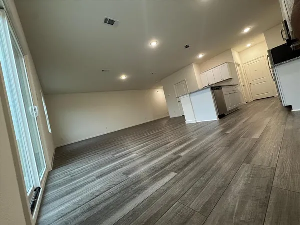 $2,300 | 6089 Mojave Drive, Forney, TX 75126