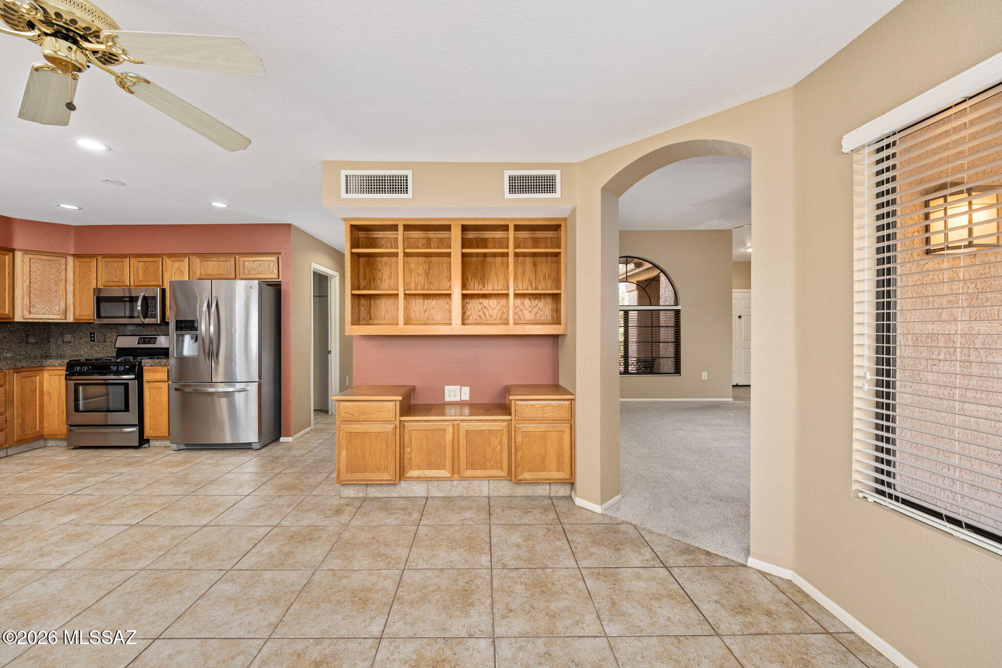 1029 East Rising Sun Drive Oro Valley, AZ 85755 - Photo 15 of 51 KITCHEN & FAMILY ROOM