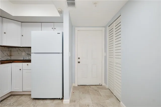 $1,000 | 824 Alderman Street, Unit 209, Fort Myers, FL 33916