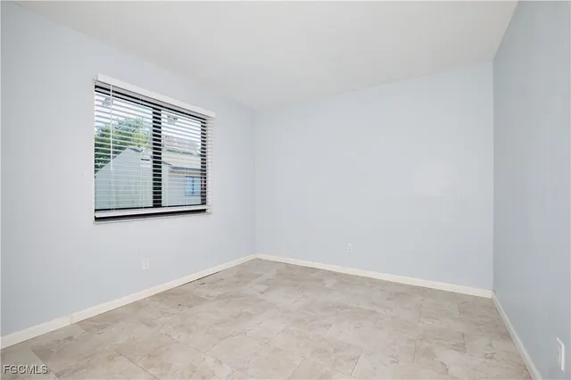 $1,000 | 824 Alderman Street, Unit 209, Fort Myers, FL 33916