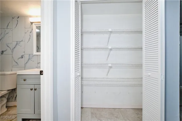 $1,000 | 824 Alderman Street, Unit 209, Fort Myers, FL 33916