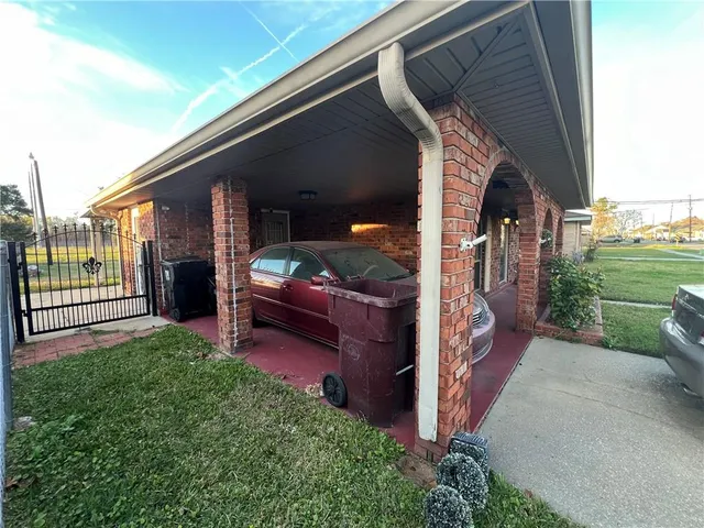 $1,400 | 2816 Munster Boulevard, Meraux, LA 70075