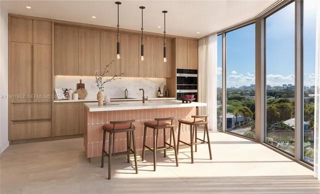 $690,000 | 2215 Northwest 1st Place, Unit 617, Miami, FL 33127