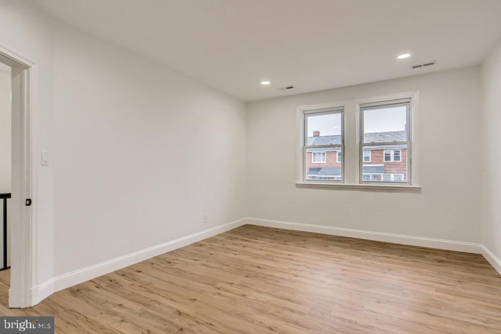 1625 Shadyside Road Baltimore, MD 21218 - Photo 13 of 28 Gallery Image 13