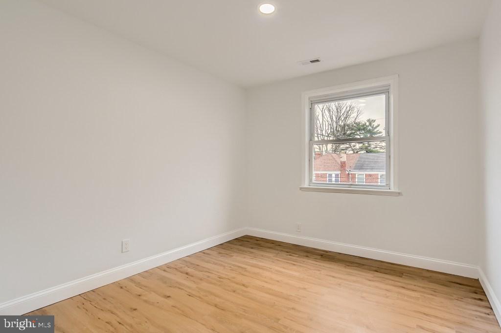 1625 Shadyside Road Baltimore, MD 21218 - Photo 19 of 28 Gallery Image 19
