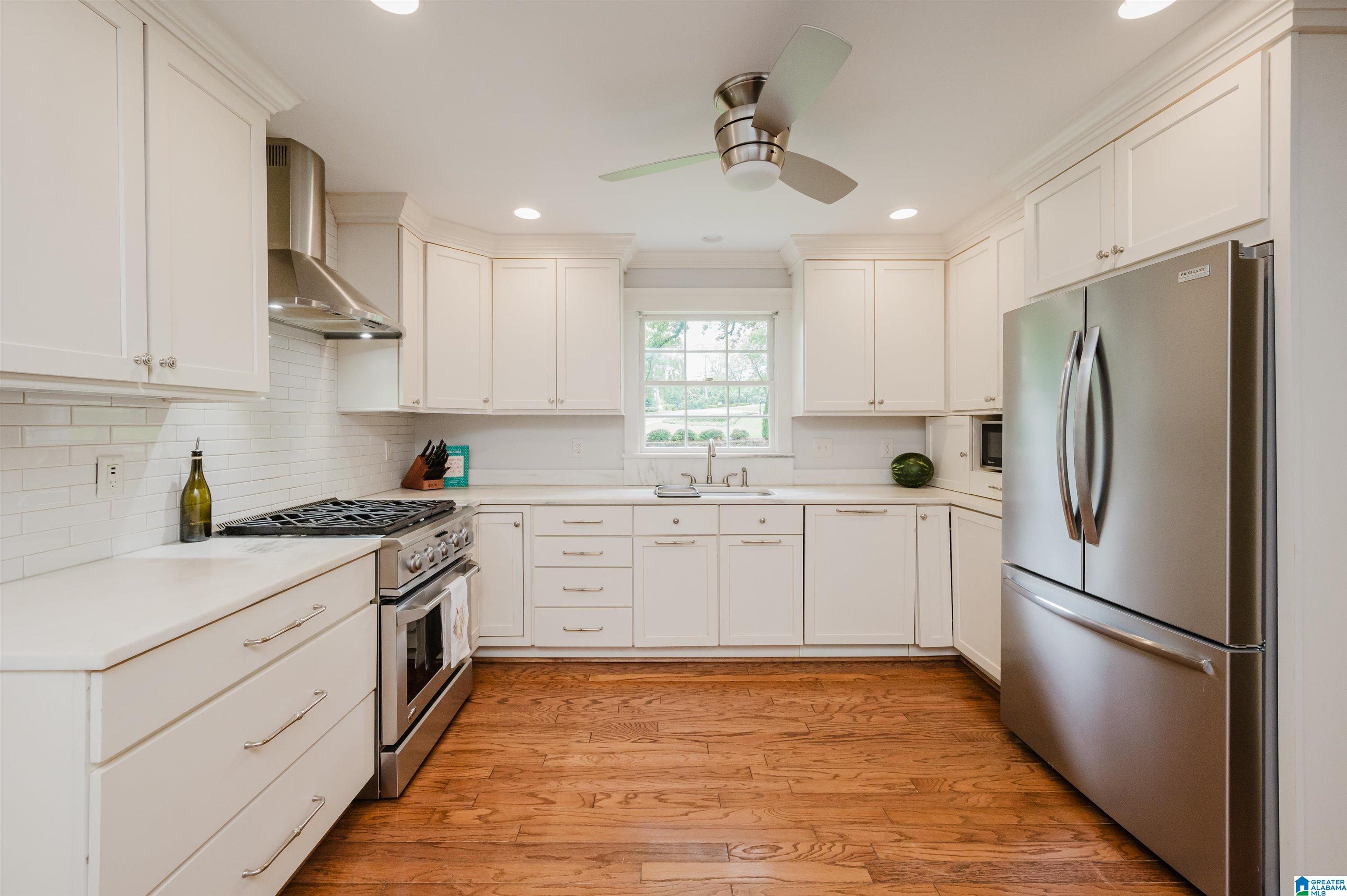 1833 Shades Crest Road Birmingham, AL 35216 - Photo 10 of 69