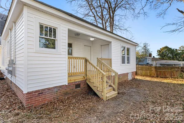 $1,300 | 266 Moore Drive Northwest, Unit 1, Concord, NC 28025