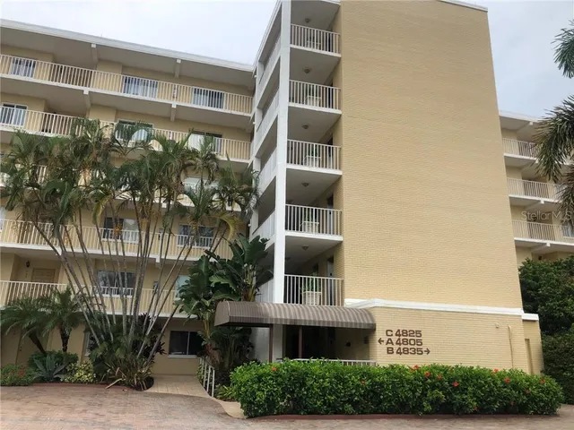 $7,200 | 4825 Gulf Of Mexico Drive, Unit 605, Longboat Key, FL 34228