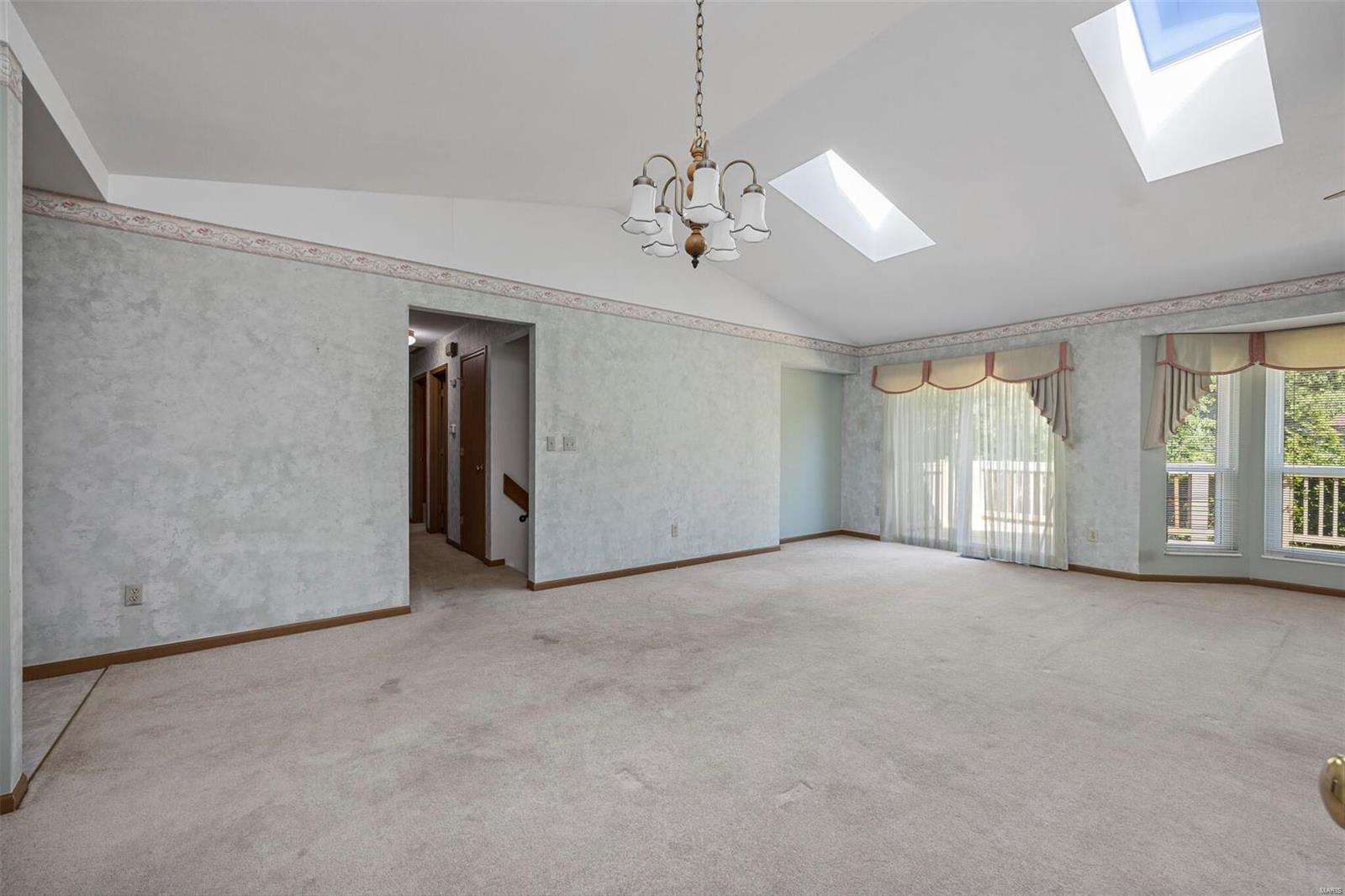204 Addison Drive St. Peters, MO 63376 - Photo 13 of 35
