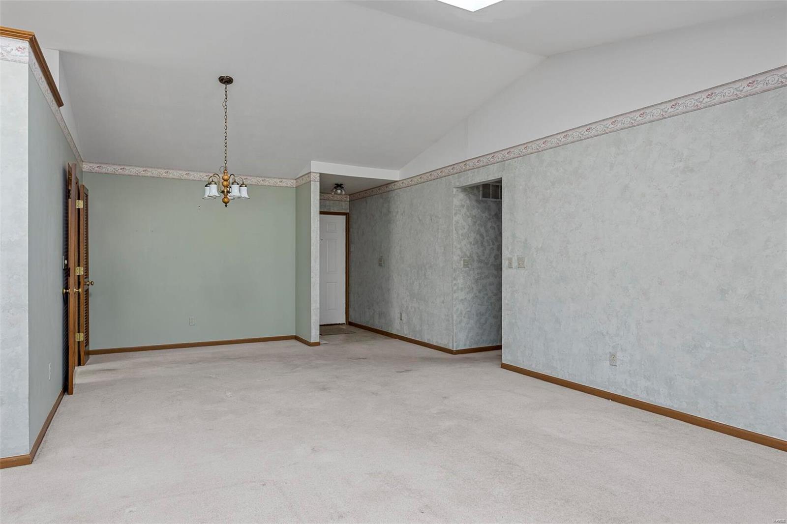 204 Addison Drive St. Peters, MO 63376 - Photo 7 of 35