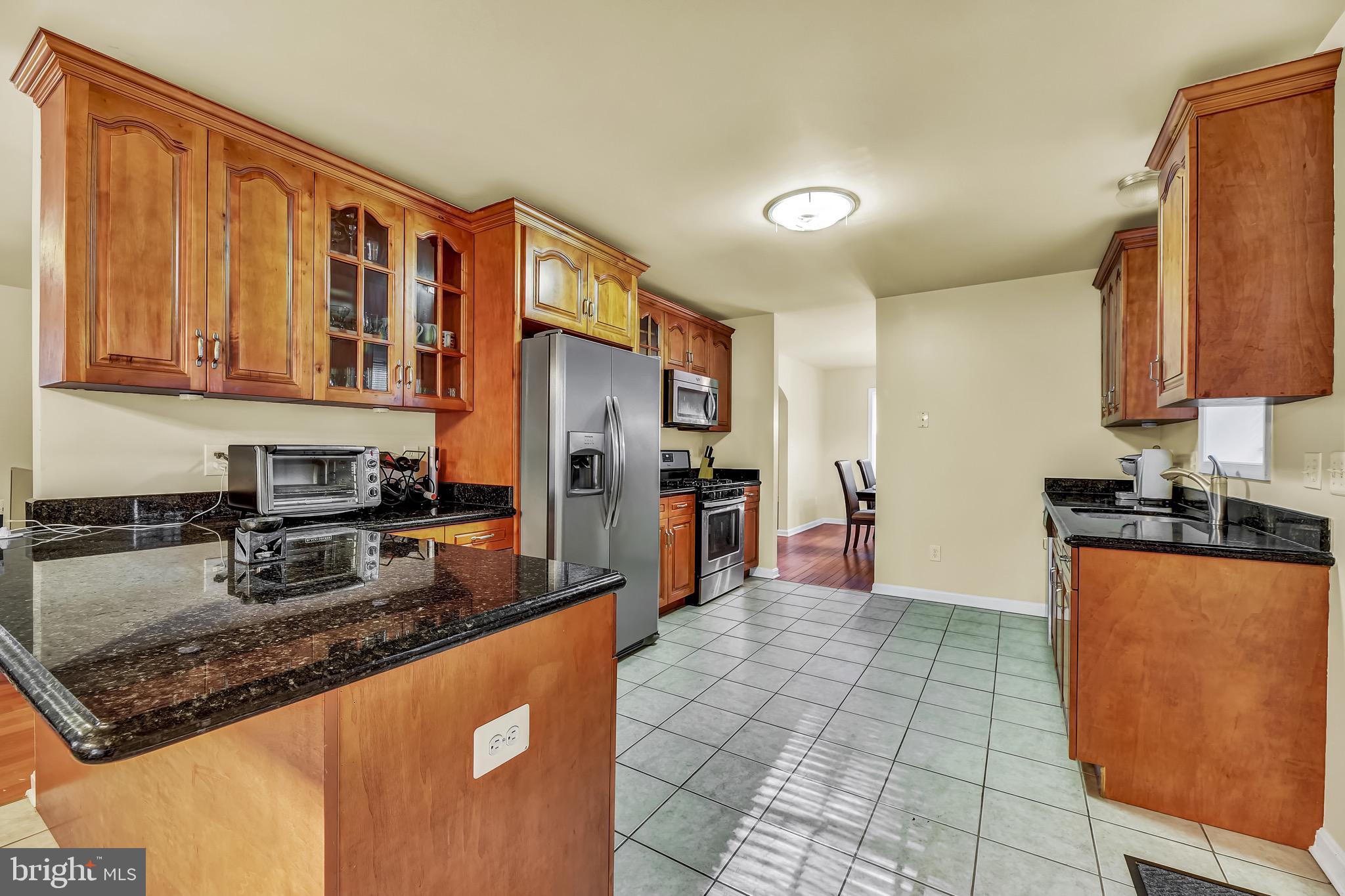 3639 Clifmar Road Baltimore, MD 21244 - Photo 6 of 24 Kitchen