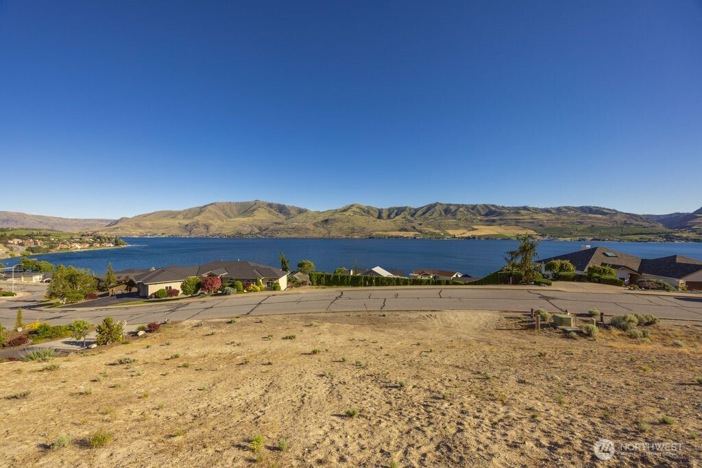 116 Apple Avenue Chelan, WA 98816 - Photo 12 of 30