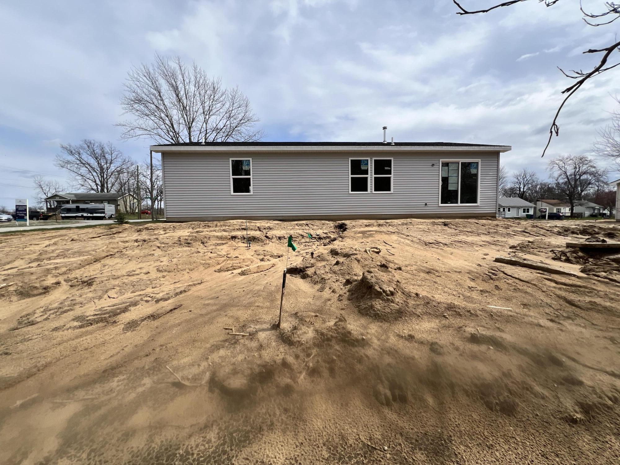 318 Litchfield Road Kingsford Heights, IN 46346 - Photo 11 of 12 2000x1500