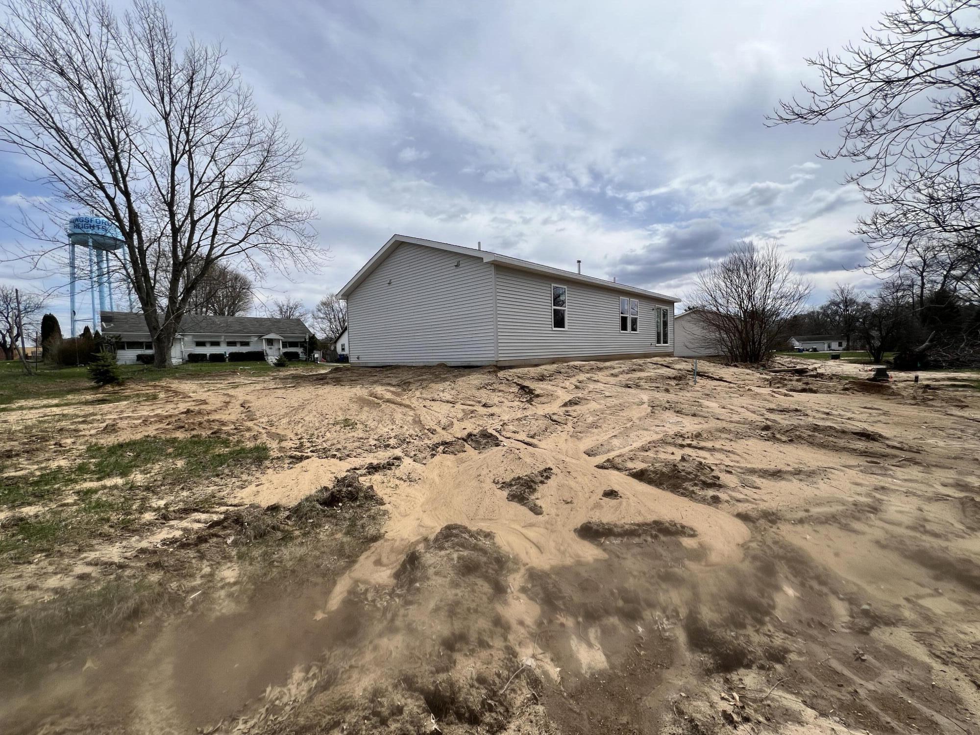 318 Litchfield Road Kingsford Heights, IN 46346 - Photo 12 of 12 2000x1500