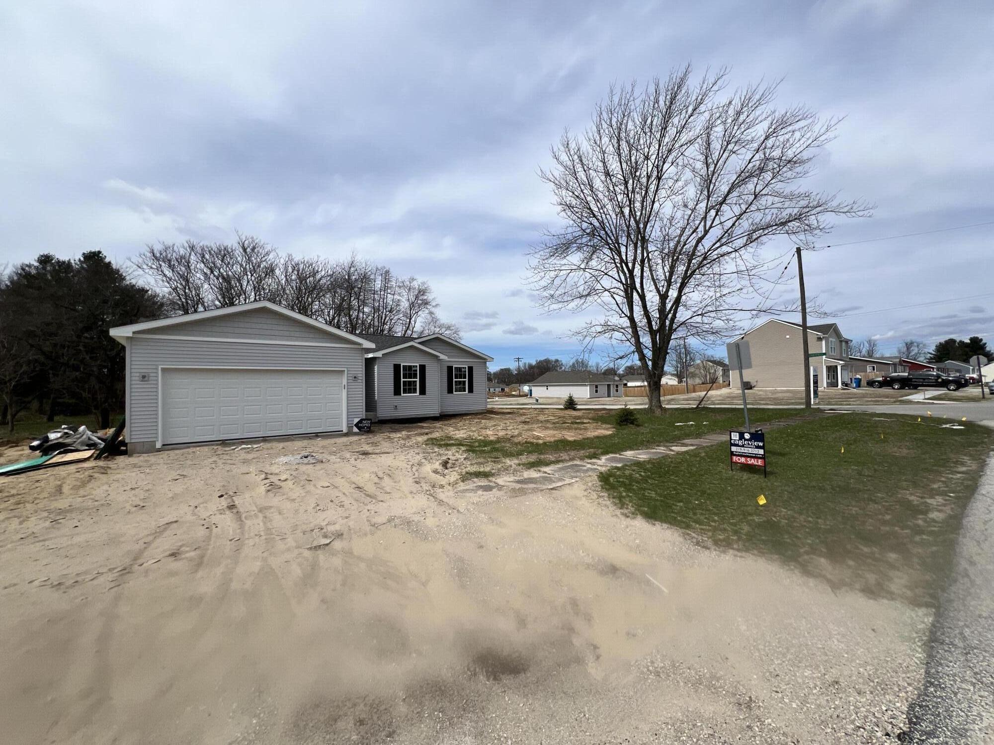 318 Litchfield Road Kingsford Heights, IN 46346 - Photo 10 of 12 2000x1500