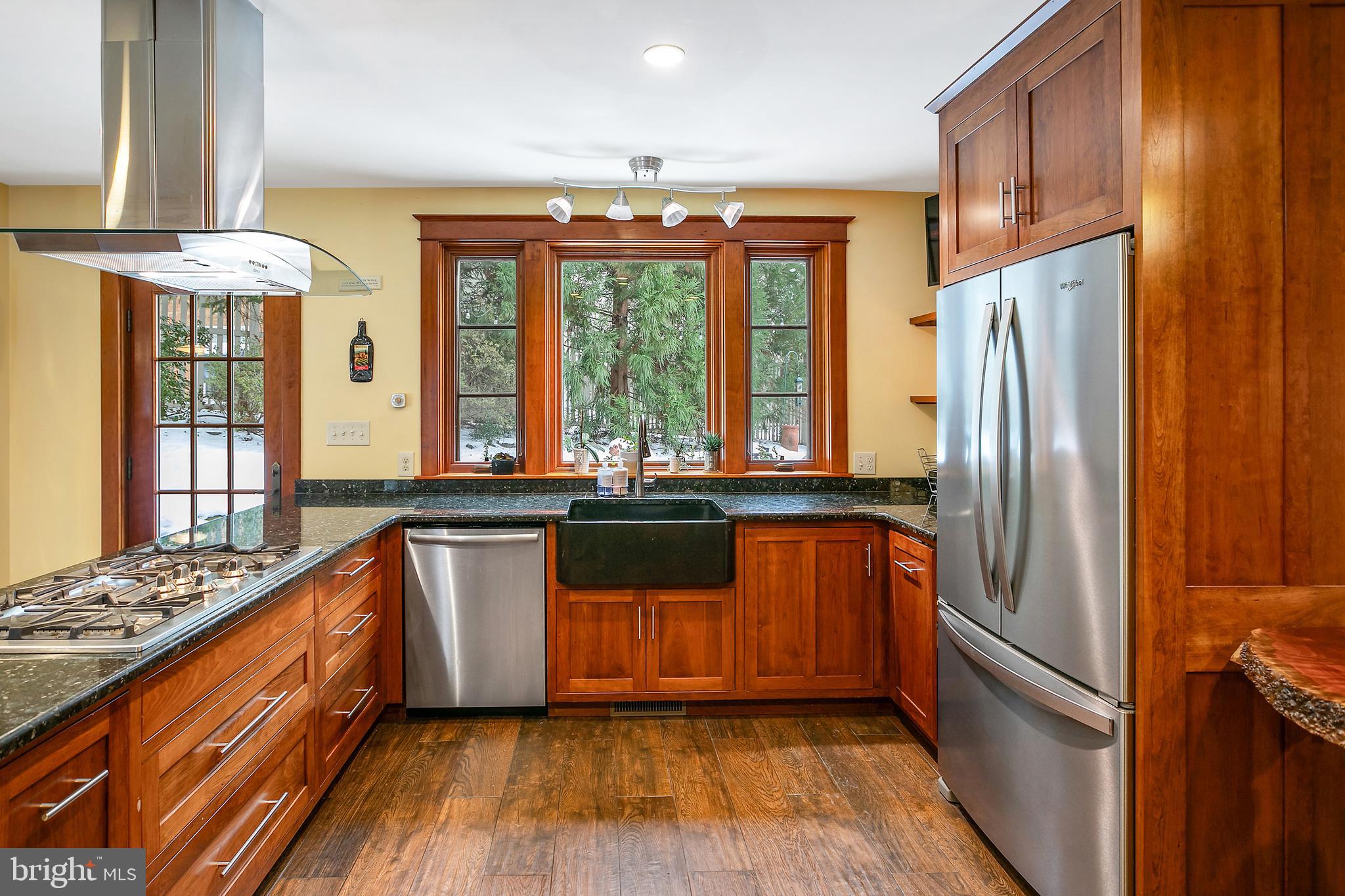2800 Greenvale Street Chevy Chase, MD 20815 - Photo 18 of 77