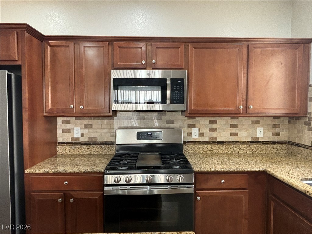 9064 South Winthrop Springs Road Las Vegas, NV 89139 - Photo 11 of 34