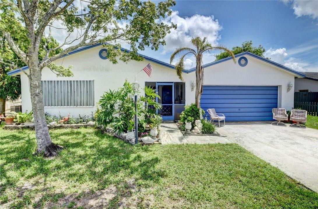 9252 Southwest 18th Road Boca Raton, FL 33428 - Photo 16 of 41 Photo 16