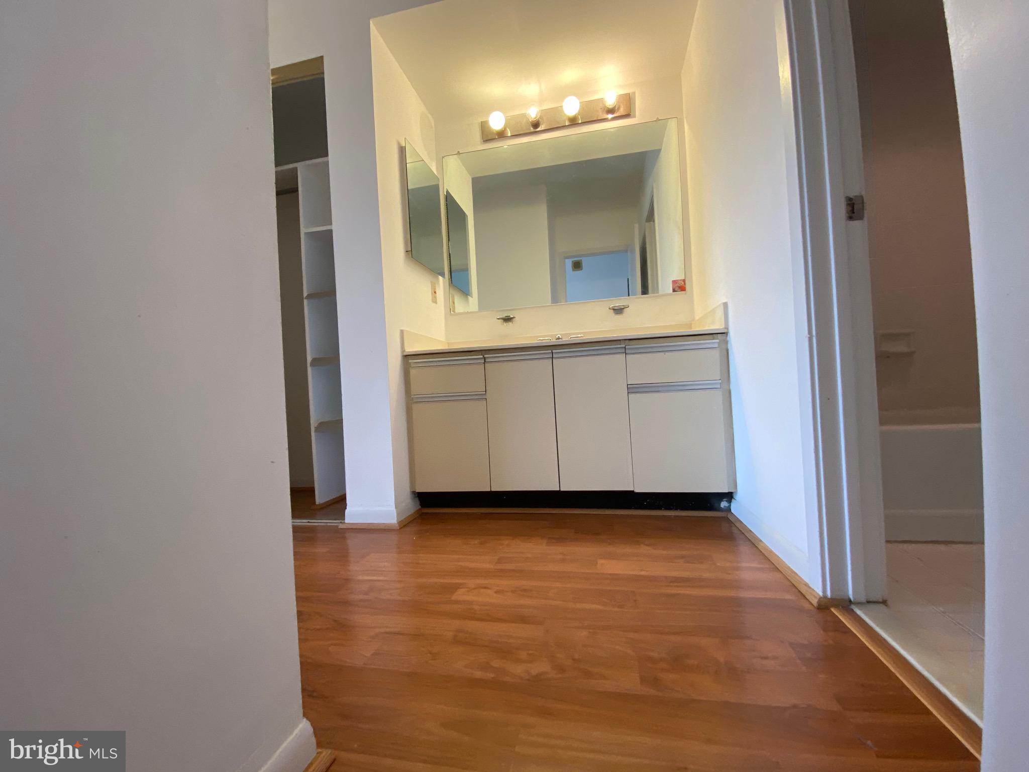 5505 Seminary Road, Unit 2108 Falls Church, VA 22041 - Photo 12 of 22