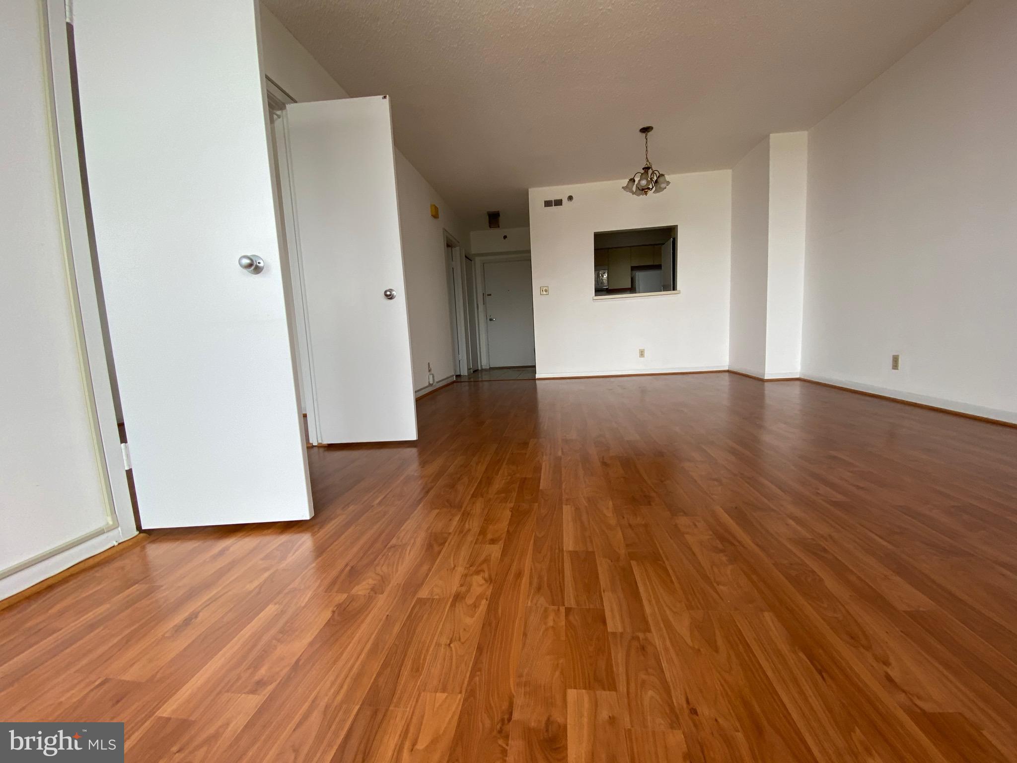 5505 Seminary Road, Unit 2108 Falls Church, VA 22041 - Photo 5 of 22