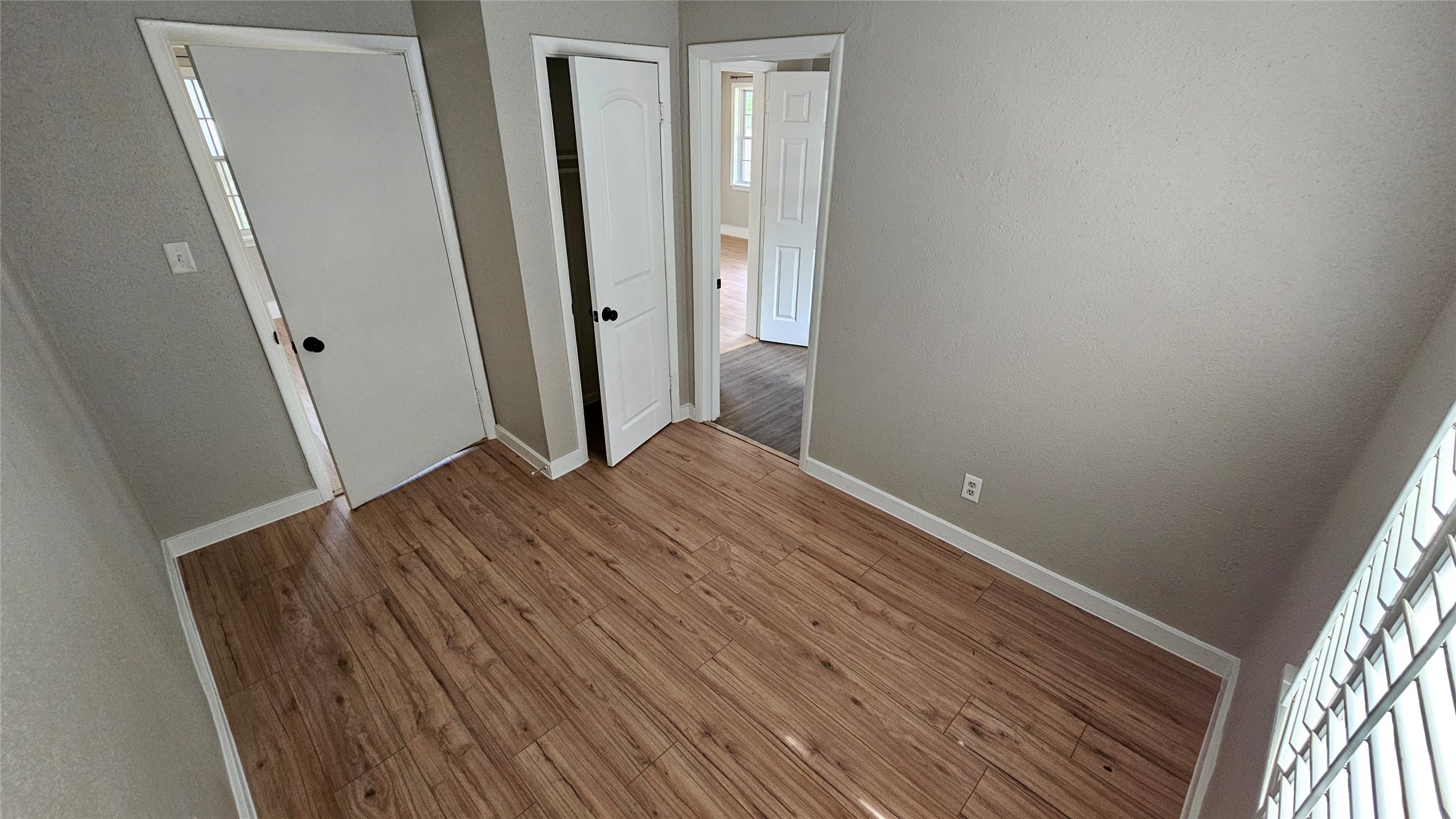2415 Perry Street Baytown, TX 77521 - Photo 10 of 23