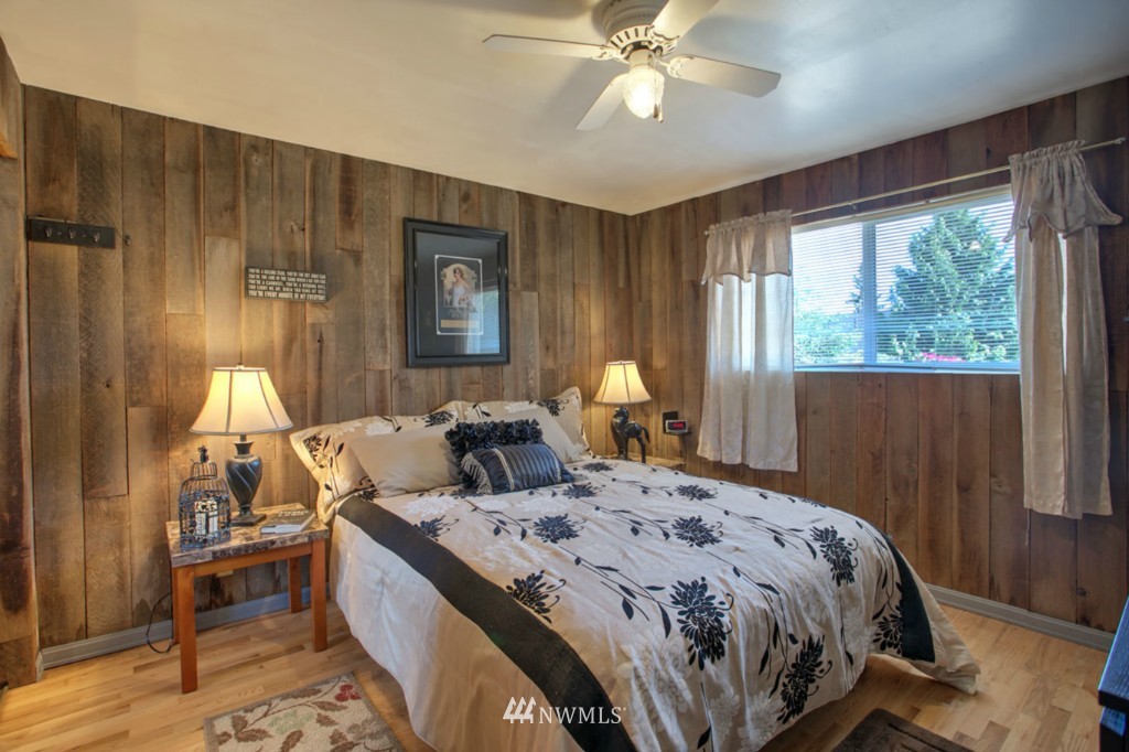 12677 Southeast 161st Street Renton, WA 98058 - Photo 7 of 20 Gallery Image 7