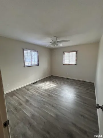 $1,200 | 2 Sundowner Lane, Springfield, IL 62711