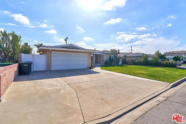 $949,000 | 4500 West Tiller Avenue, Orange, CA 92868