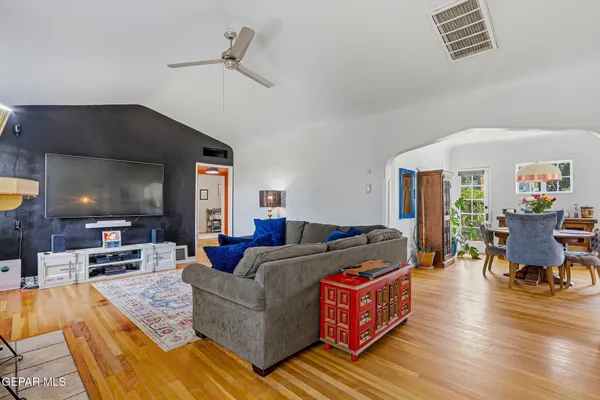 $479,000 | 700 East Baltimore Drive, El Paso, TX 79902