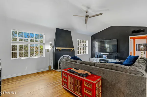 $479,000 | 700 East Baltimore Drive, El Paso, TX 79902