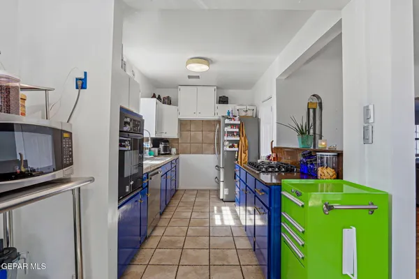 $479,000 | 700 East Baltimore Drive, El Paso, TX 79902