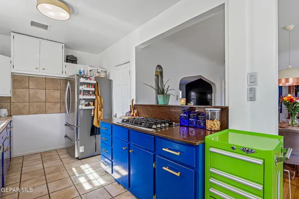 $479,000 | 700 East Baltimore Drive, El Paso, TX 79902