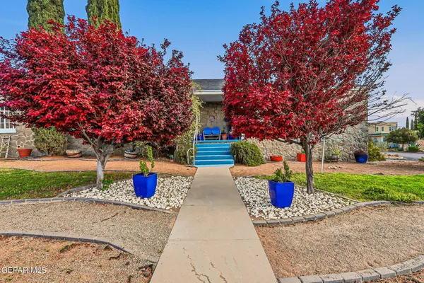 $479,000 | 700 East Baltimore Drive, El Paso, TX 79902