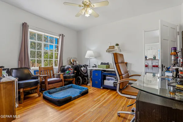 $479,000 | 700 East Baltimore Drive, El Paso, TX 79902