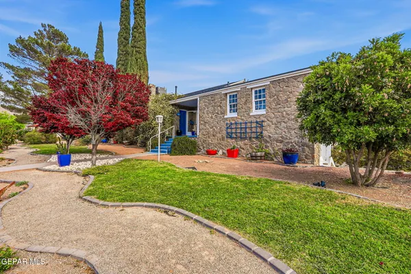 $479,000 | 700 East Baltimore Drive, El Paso, TX 79902